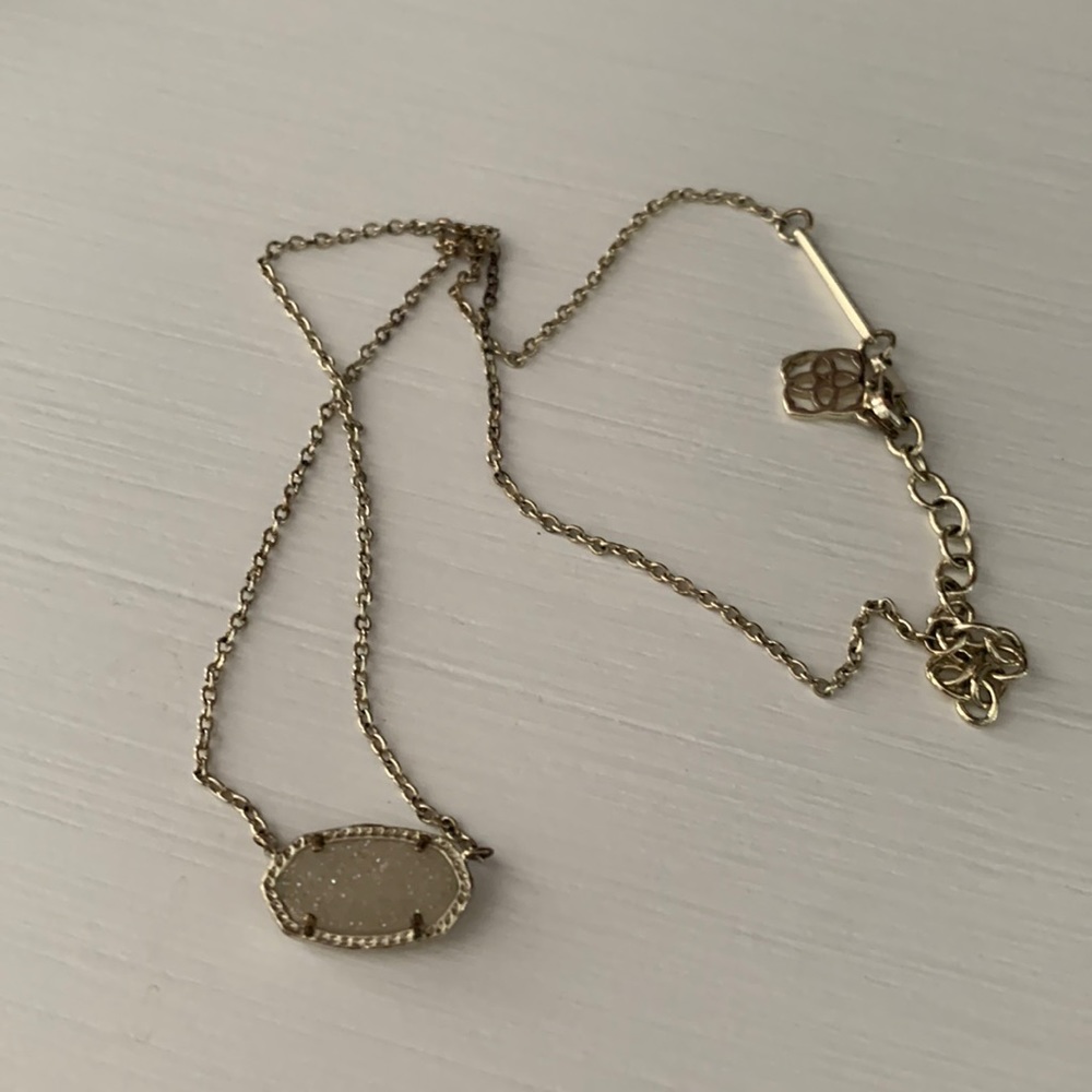 Kendra Scott Pendant
